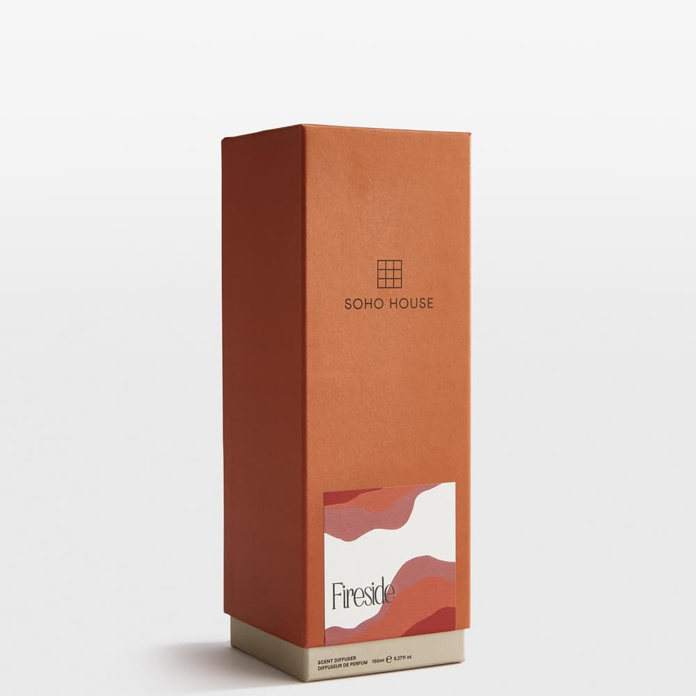 Limited Edition Bassett Fireside Diffuser - 150ml - Images - Image 3