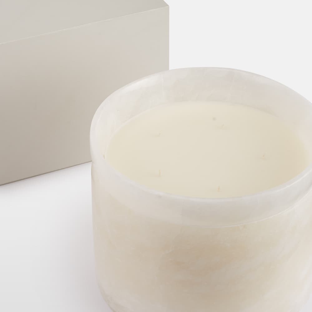 Bianco Bergamot and Mandarin Zest Candle - Ultimate 5.1kg - Images - Image 3