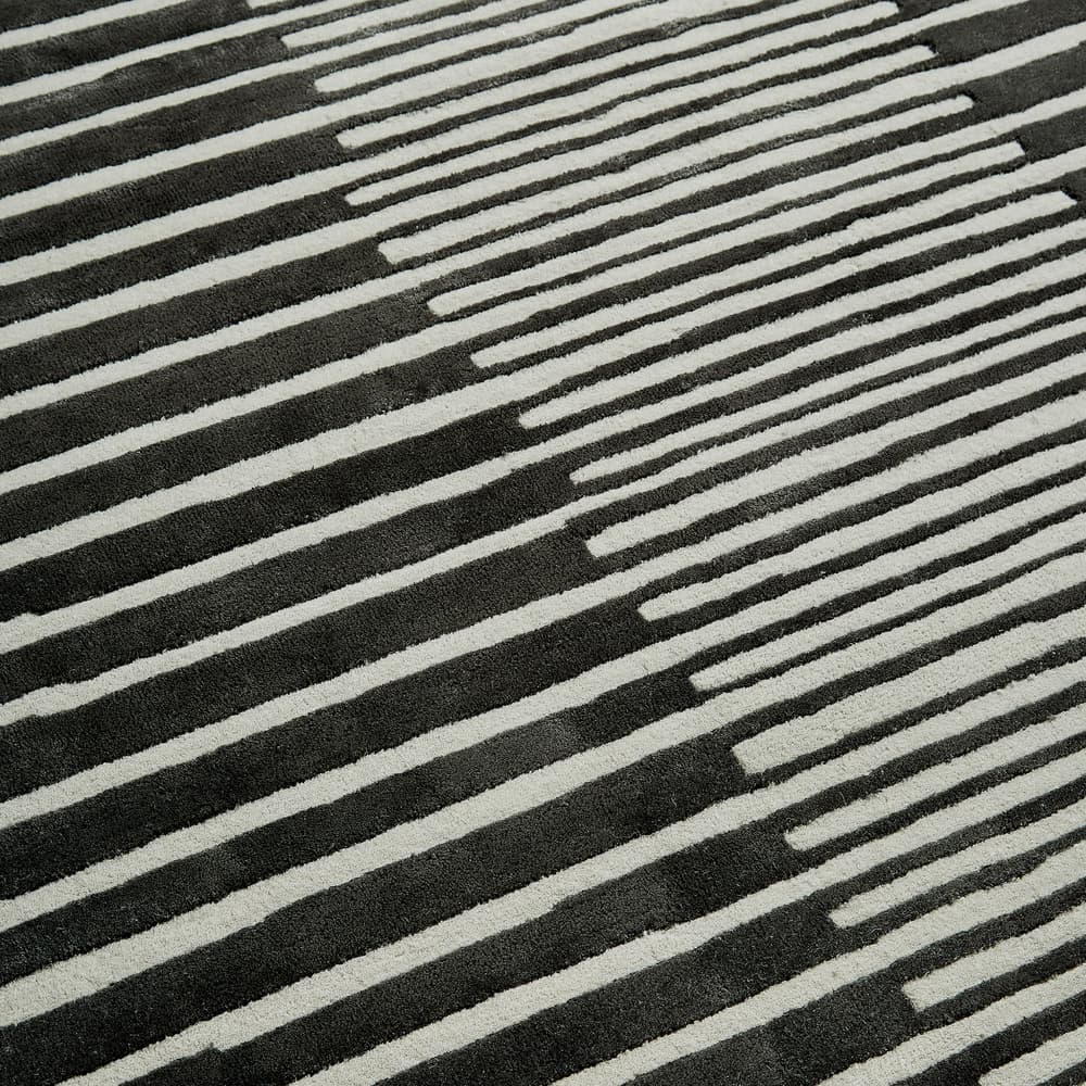 Whitby Rug - 170 x 240cm - Images - Image 3