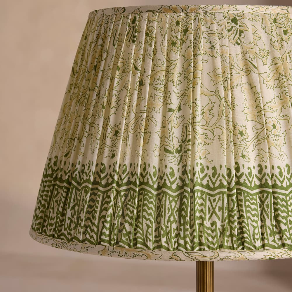 Farmhouse Table Shade - 35cm - Images - Image 3