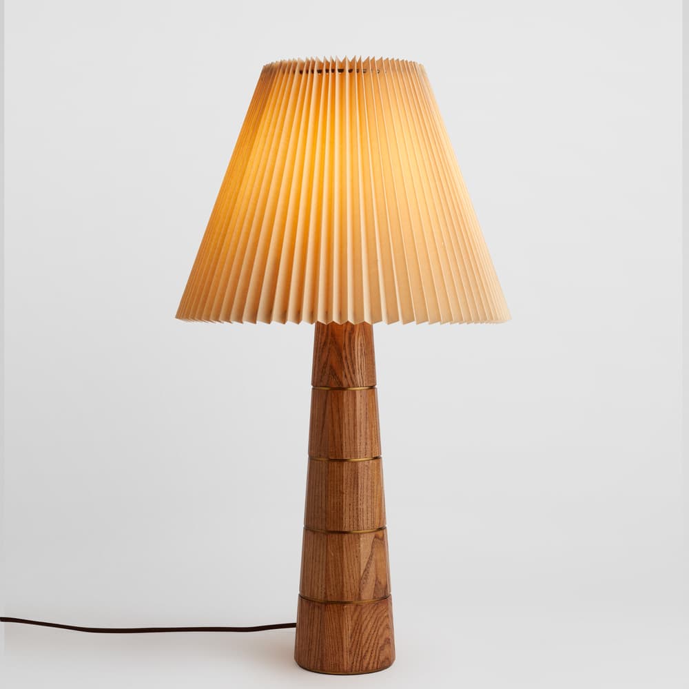 Facet Table Lamp US - Images - Image 3