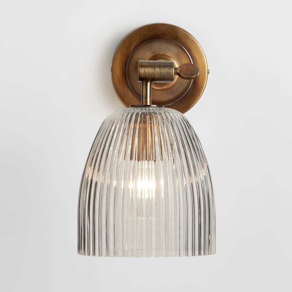 Benny Wall Light - Small - US - Images - Image 3