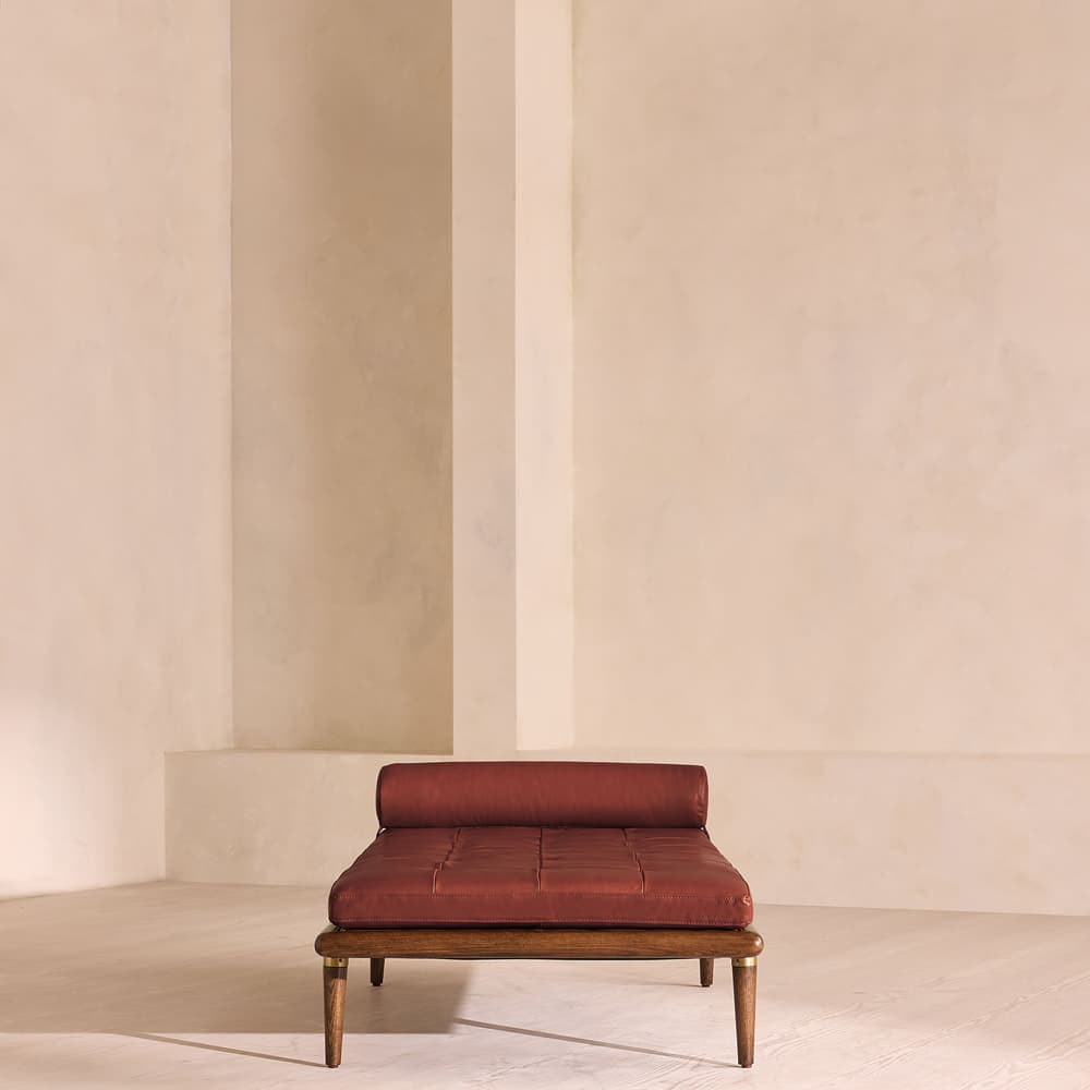 Theodore Daybed - Leather - Sangria - US - Images - Image 3