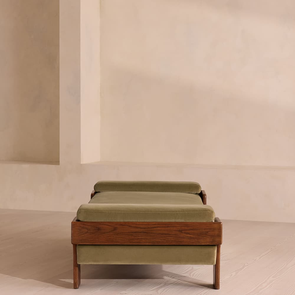 Marcia Daybed - Lichen Velvet - Images - Image 3