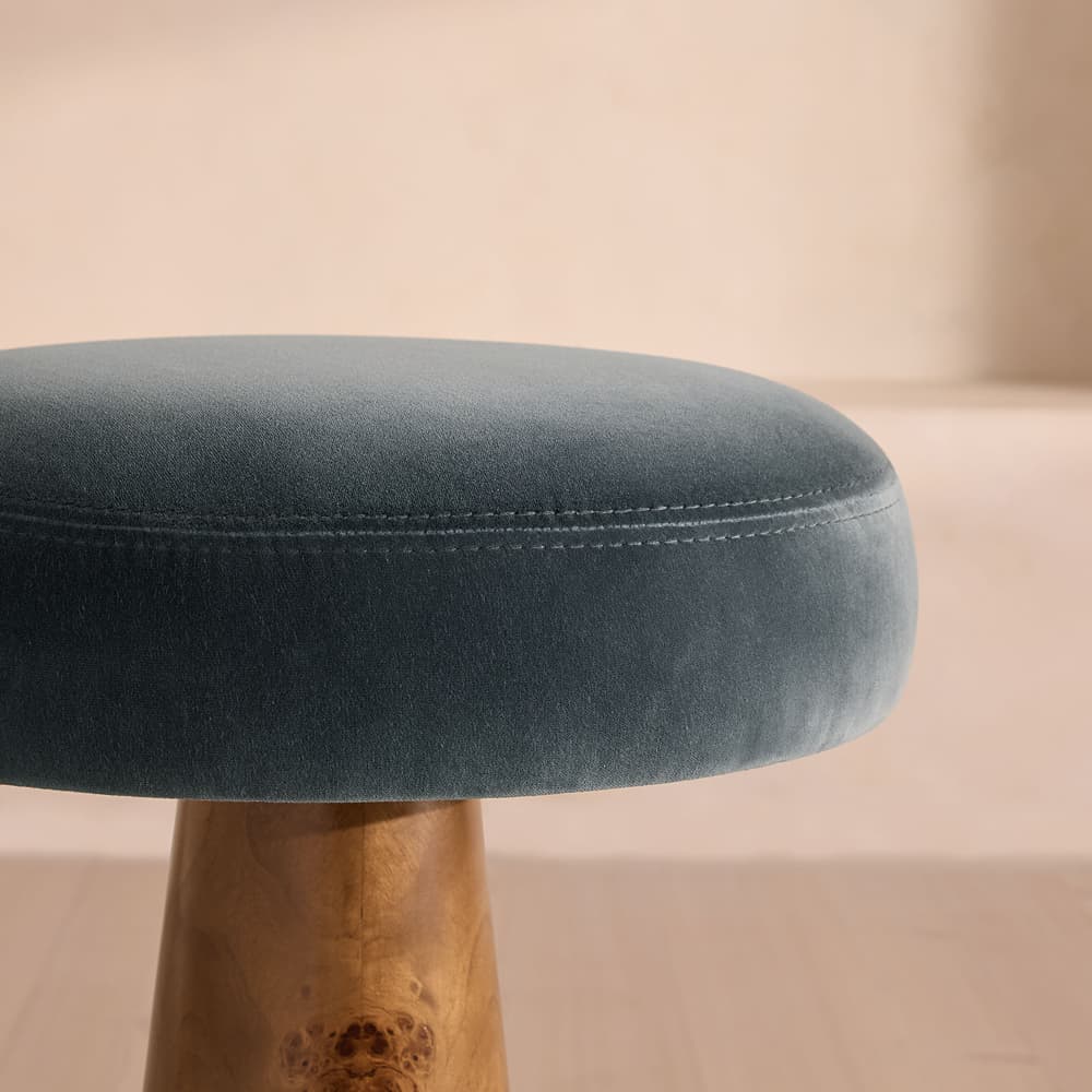 Killian Barstool - Velvet - Grey Blue - Images - Image 3