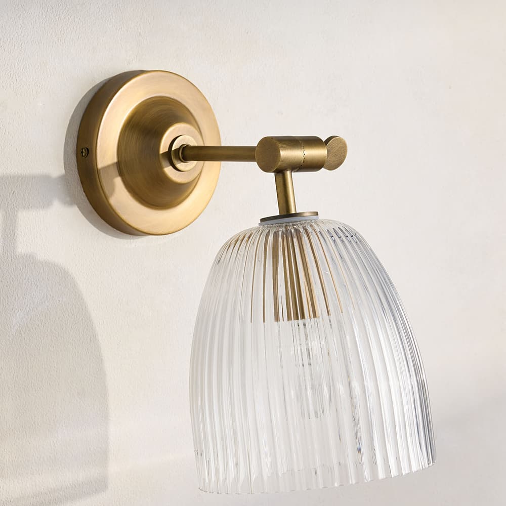 Benny Wall Light - Small - Images - Image 3