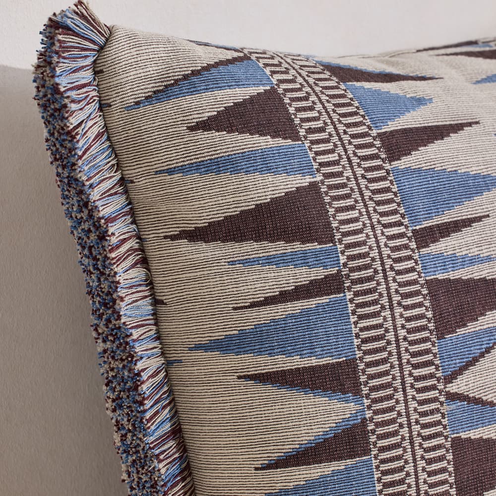 Irving Oblong Cushion - Sky - Images - Image 3