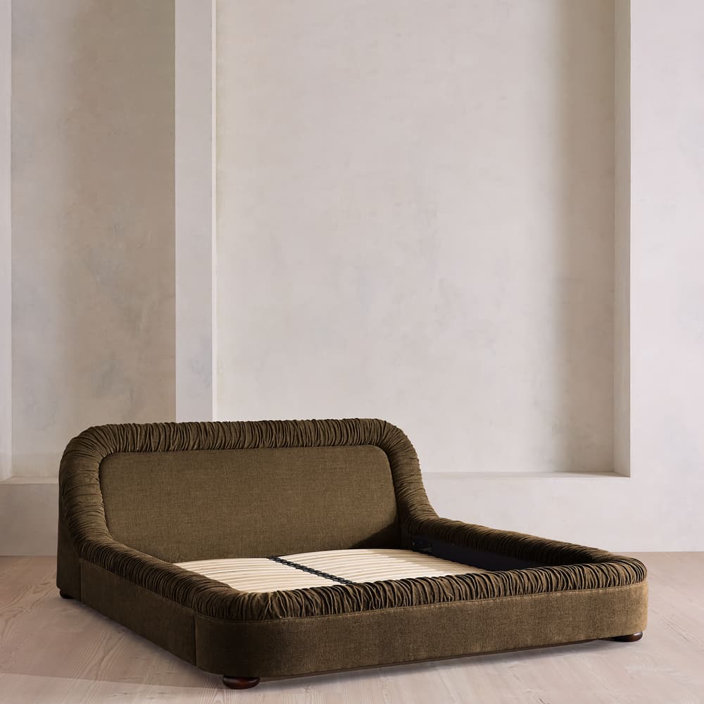 Vara Bed - King - Linen Chenille - Chocolate - Images - Image 3