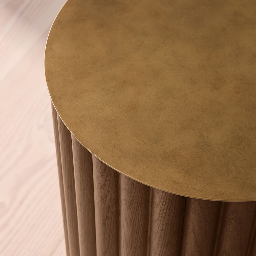 Barrel Side Table - Dark Oak - Images - Image 3