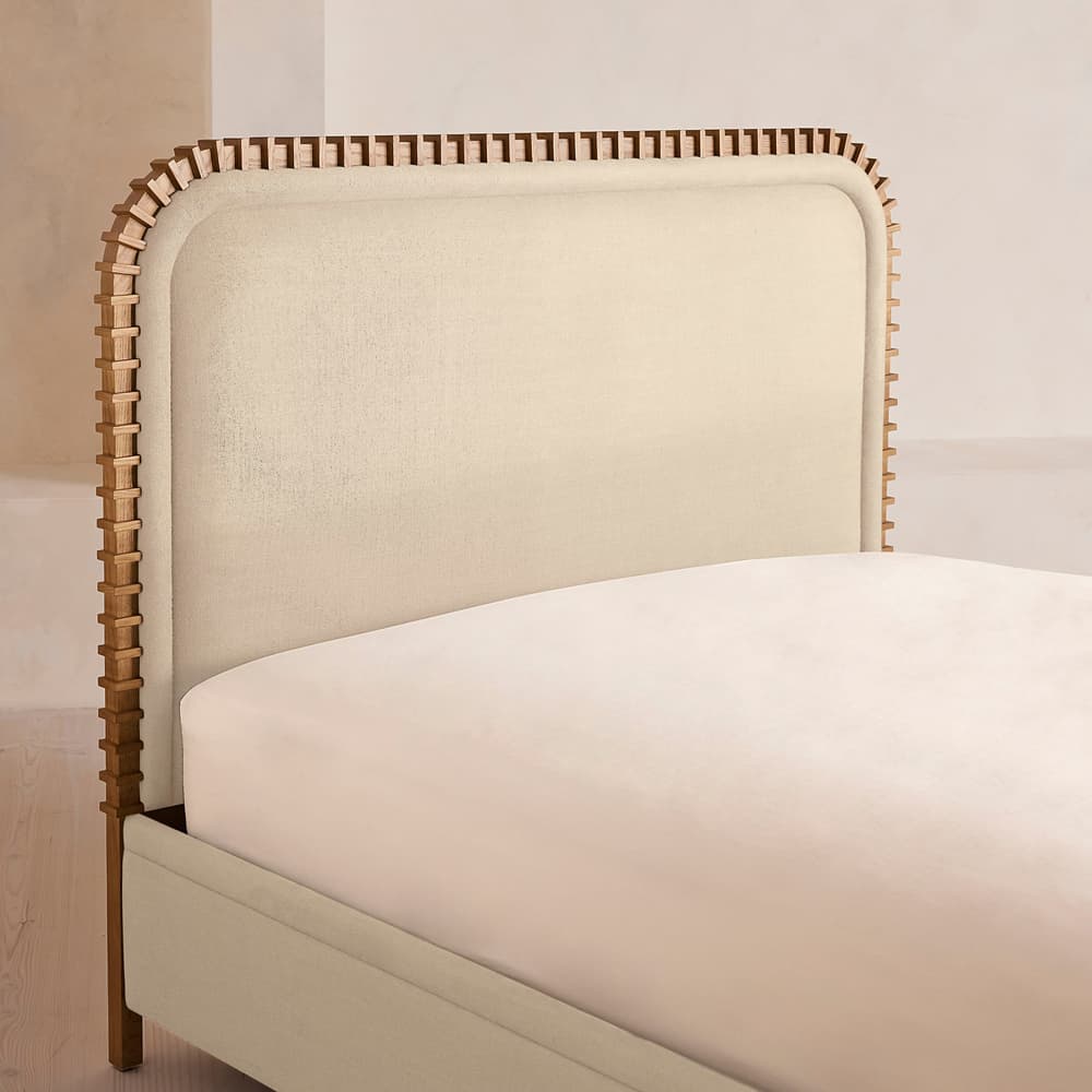 Angus Bed - King - Linen - Bisque - US - Images - Image 3