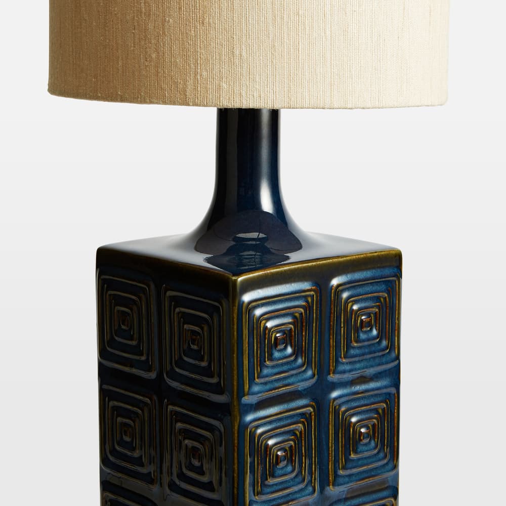Dohara Table Lamp - Blue - Images - Image 3