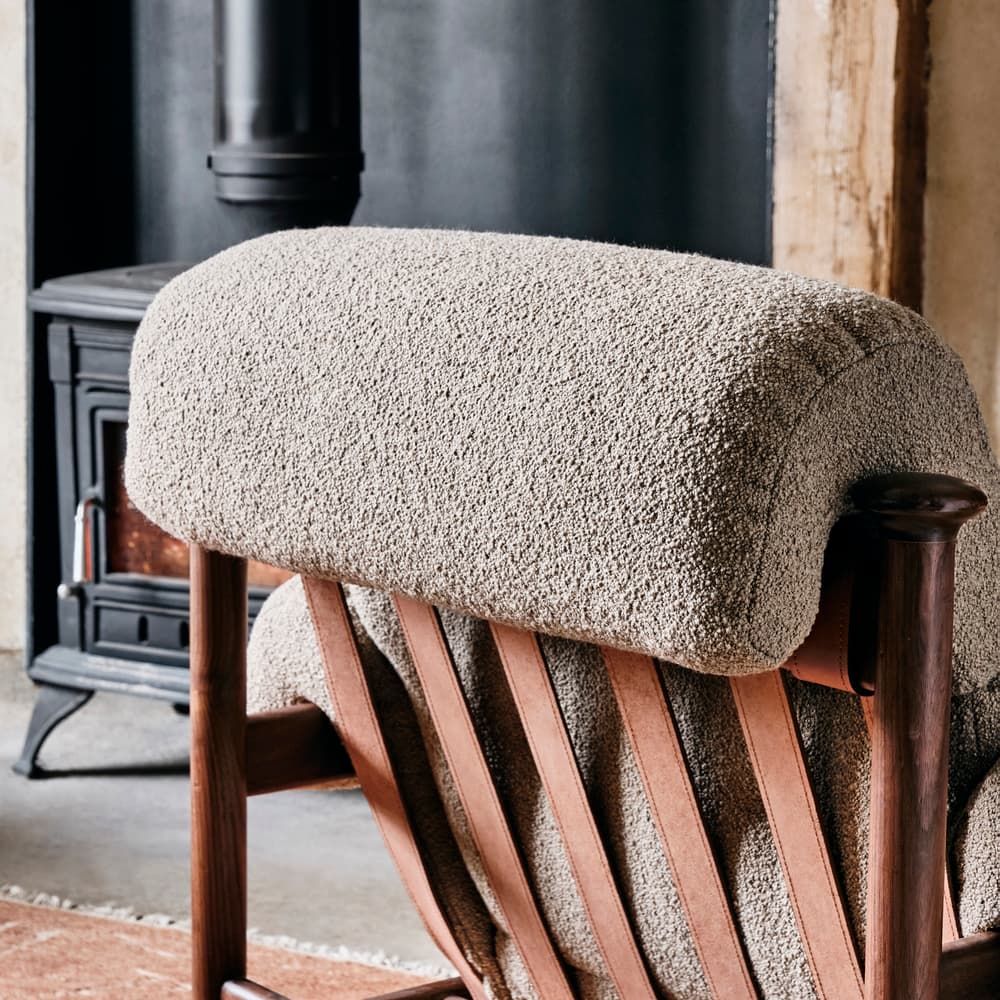 Otis Armchair - Italian Boucle Mushroom - Images - Image 3