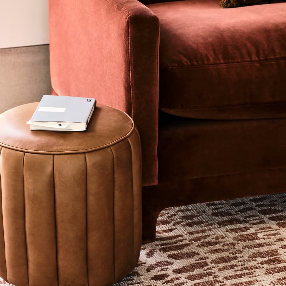 Romi Footstool - Moore & Giles Virtue Chestnut Leather - US - Lifestyle - Image 3