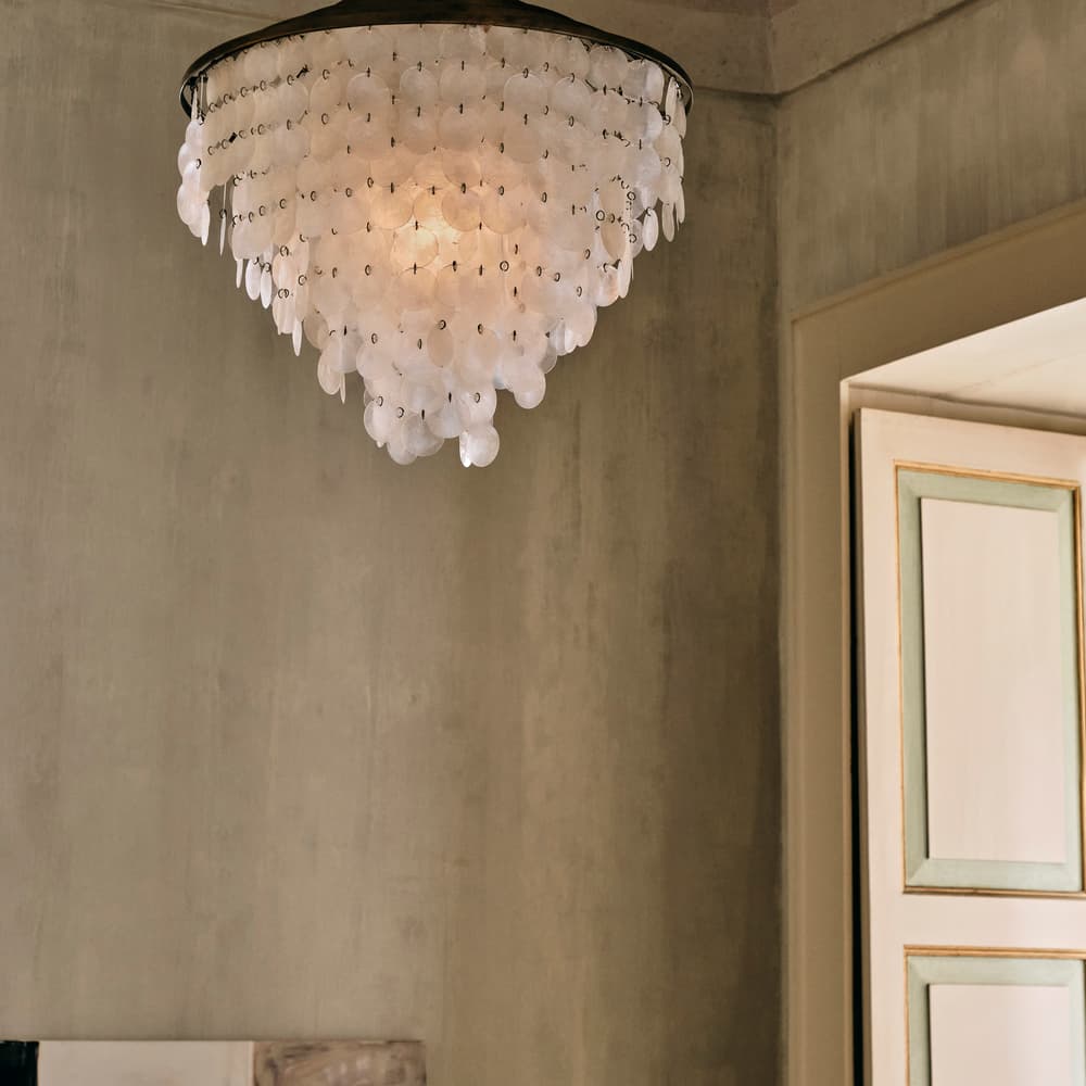 Alicia Chandelier - US - Images - Image 3