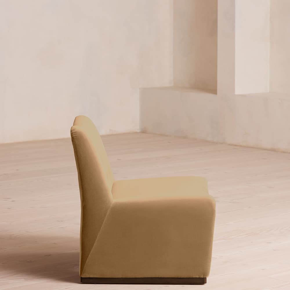 Lovett Armchair - Velvet - Camel - Images - Image 3