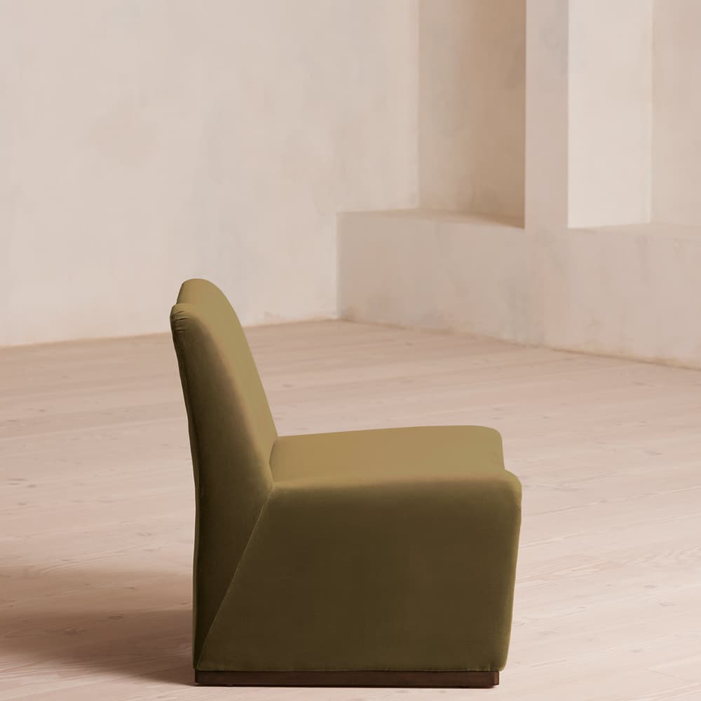 Lovett Armchair - Velvet - Olive - Images - Image 3