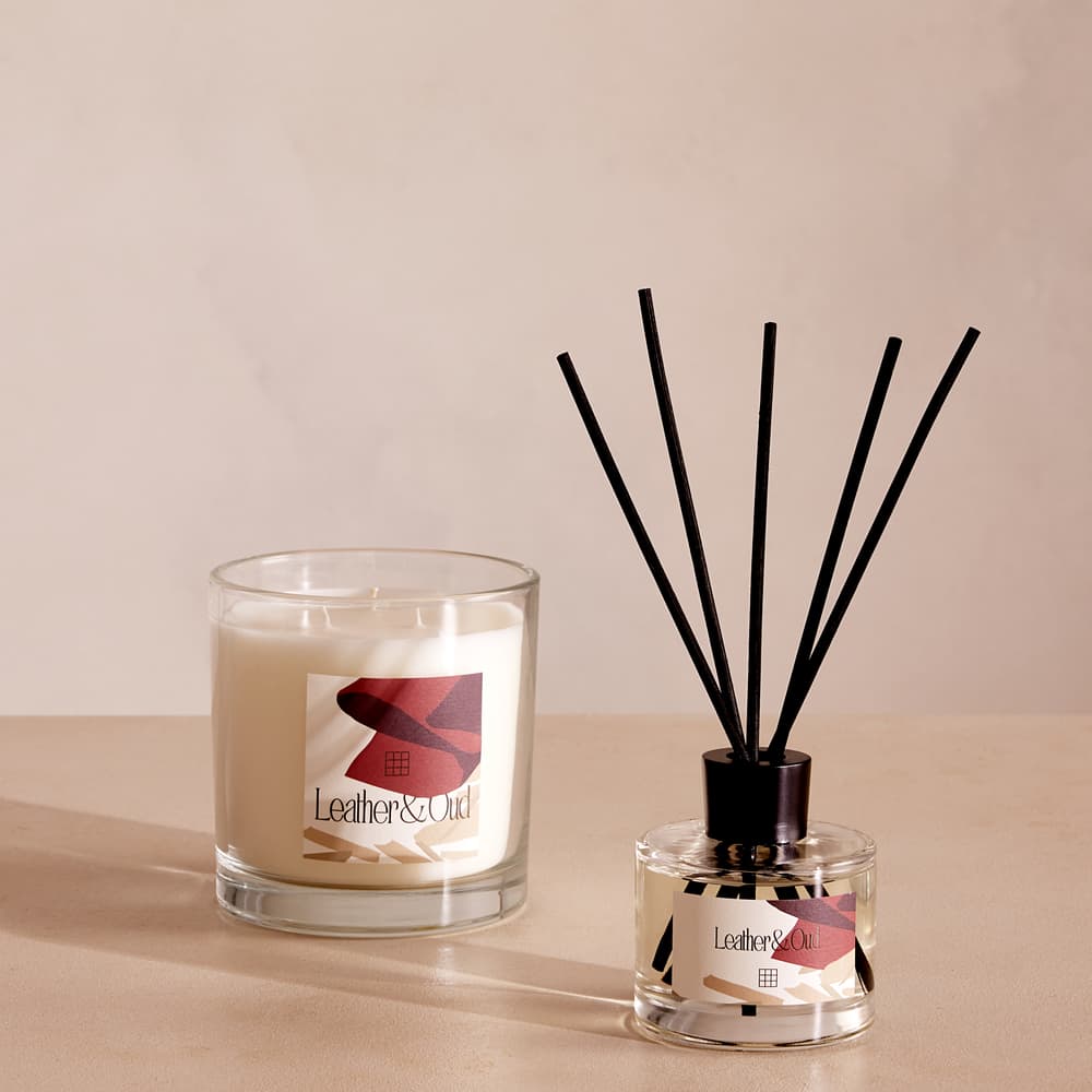 Limited Edition Bassett Leather & Oud Diffuser - 150ml - Lifestyle - Image 3