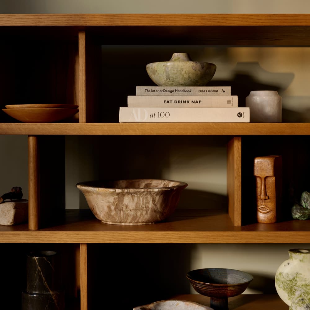Alma Vase - Wide - Green - Lifestyle - Image 3