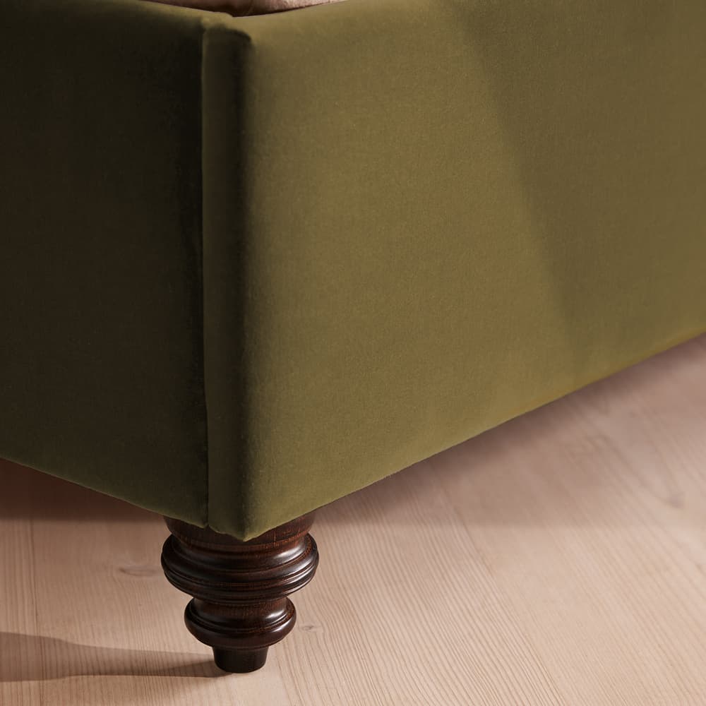 Gerrard Bed - King - Velvet - Olive - US - Images - Image 3
