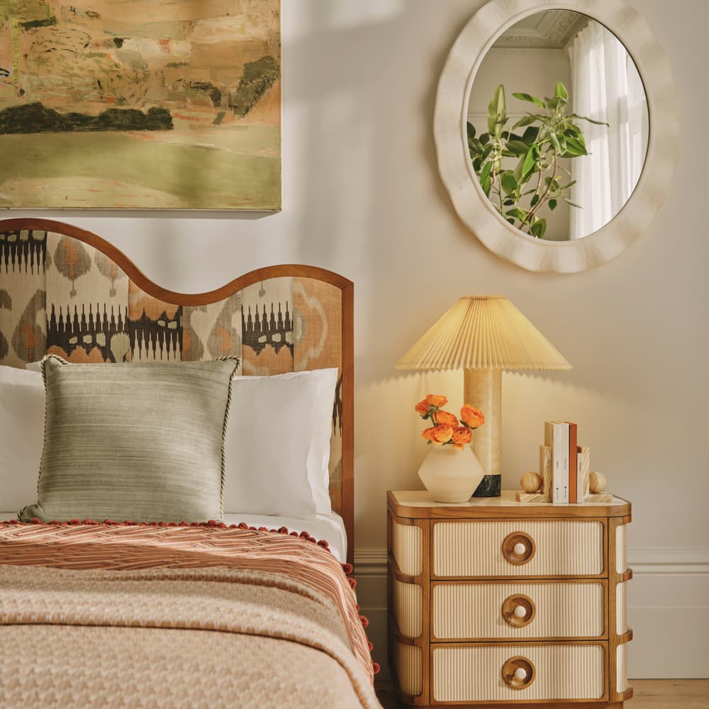 Cora Bedside Table - Royal Diana Marble - Lifestyle - Image 3