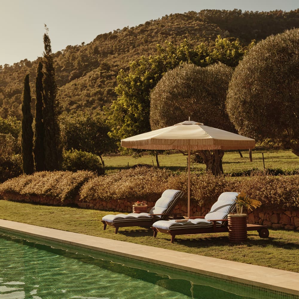 Ardingly Outdoor Chaise Lounger - Miami House Stripe - Lifestyle - Image 3
