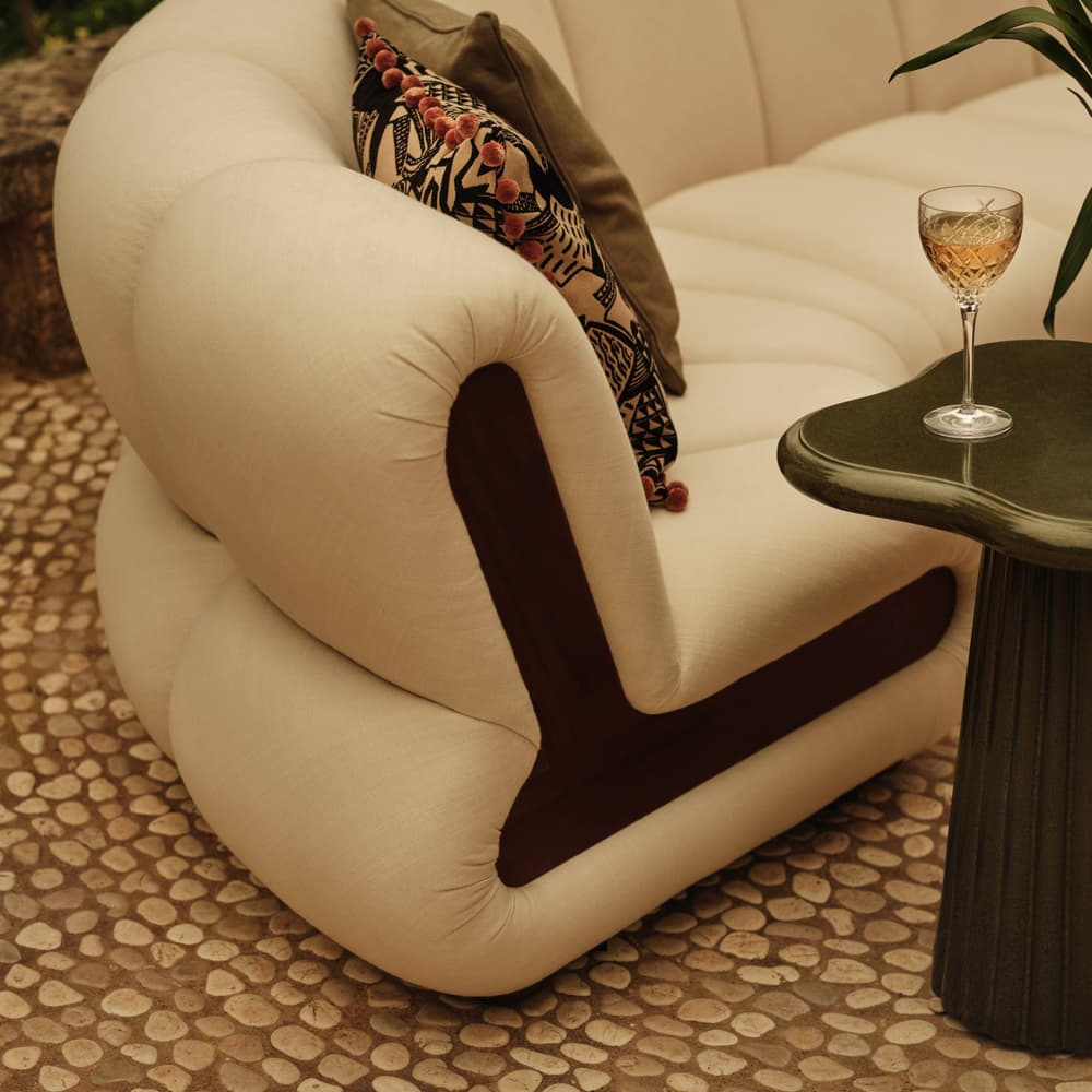 Noelle Outdoor Sectional - Curved - Four Seater Sofa - Off White - US - Lifestyle - Image 3