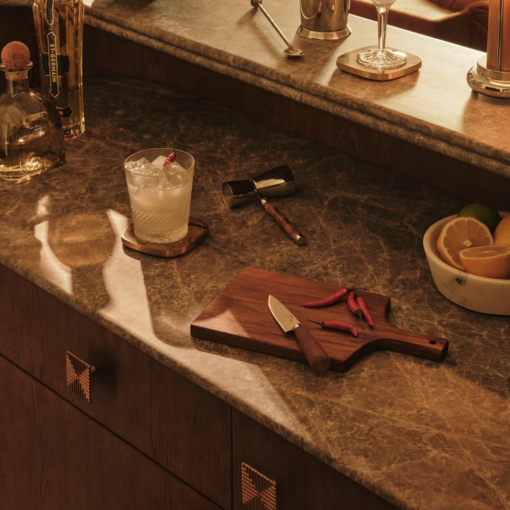 Kingsley Bar - Lifestyle - Image 3