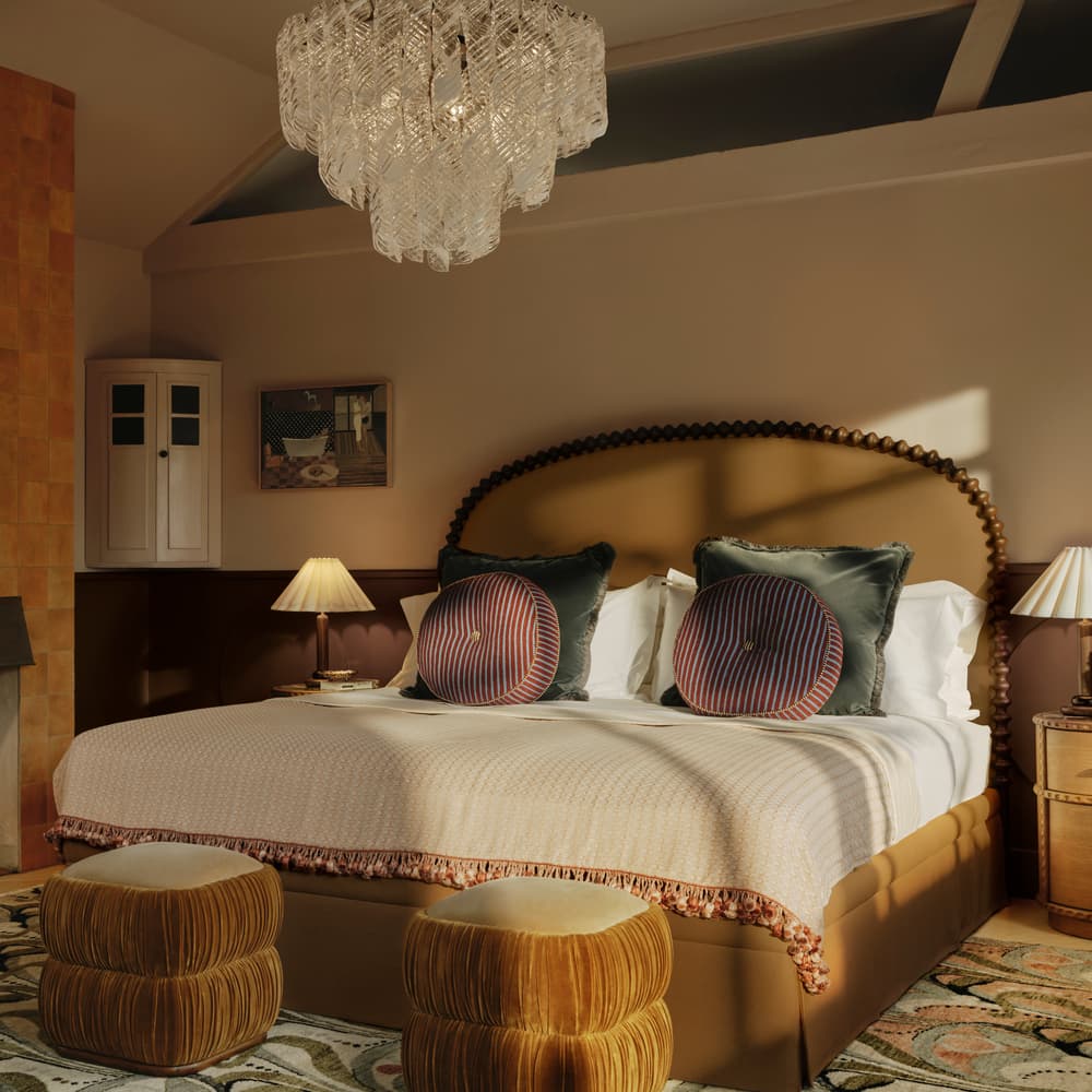 Mika Bed - King - Linen - Ochre - US - Lifestyle - Image 3