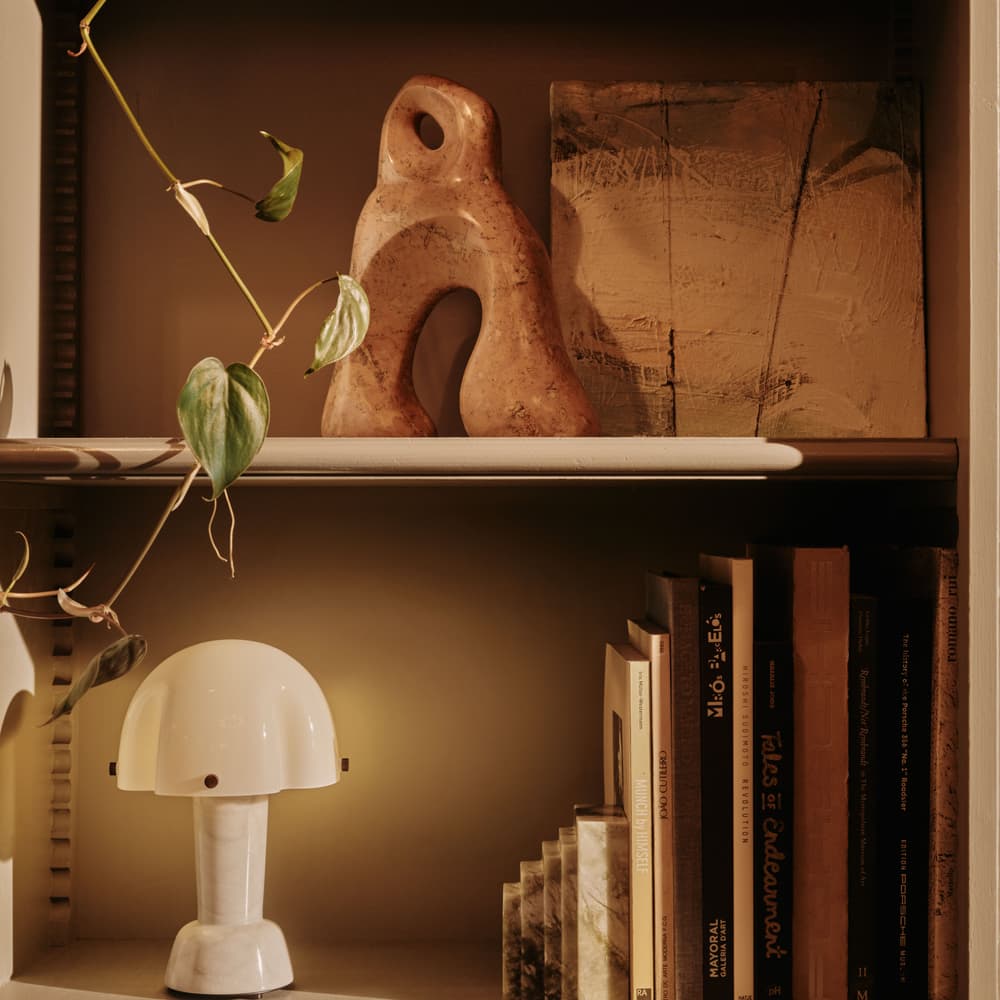 Anderson Décor Arch - Red Marble - Lifestyle - Image 3