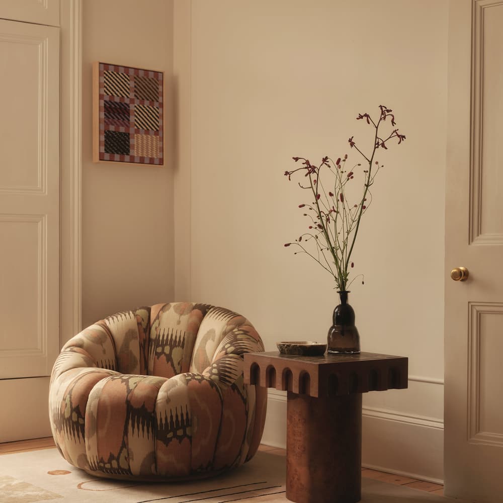 Hiro Side Table - Michelangelo Marble - Lifestyle - Image 3