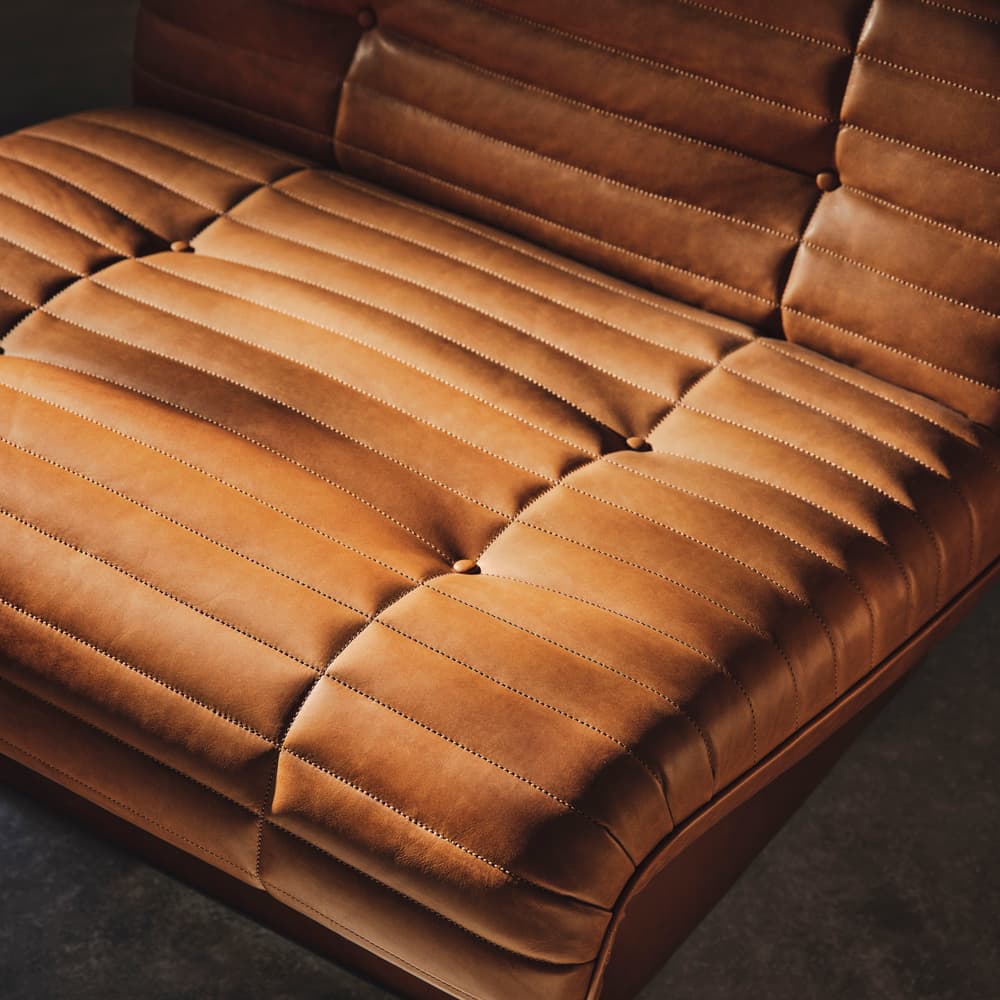 Ewan Armchair - Leather - Chestnut - UK - Lifestyle - Image 3