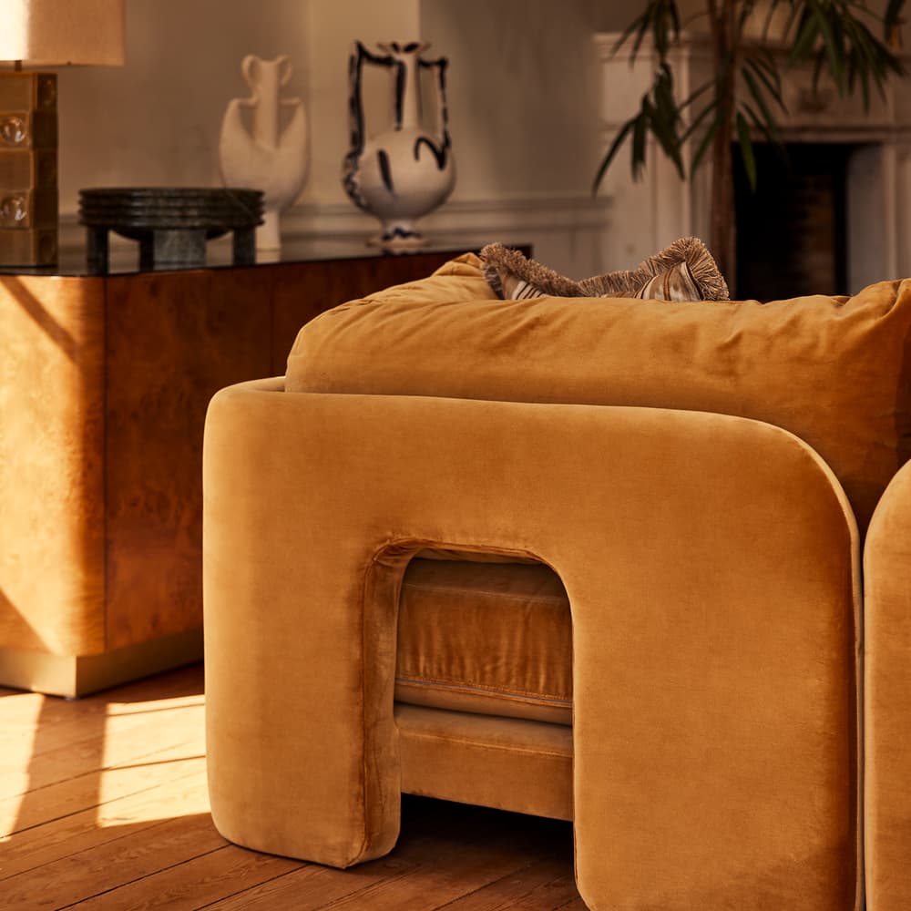 Odell Sectional Sofa - Three Seater - Velvet - Mustard - US - Lifestyle - Image 3