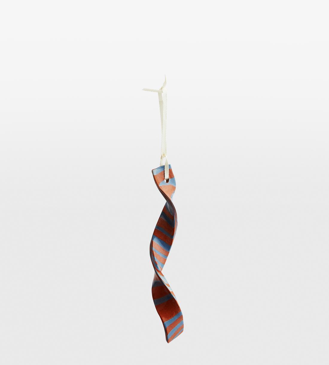 Henry Holland Christmas Ornaments - Images - Image 5