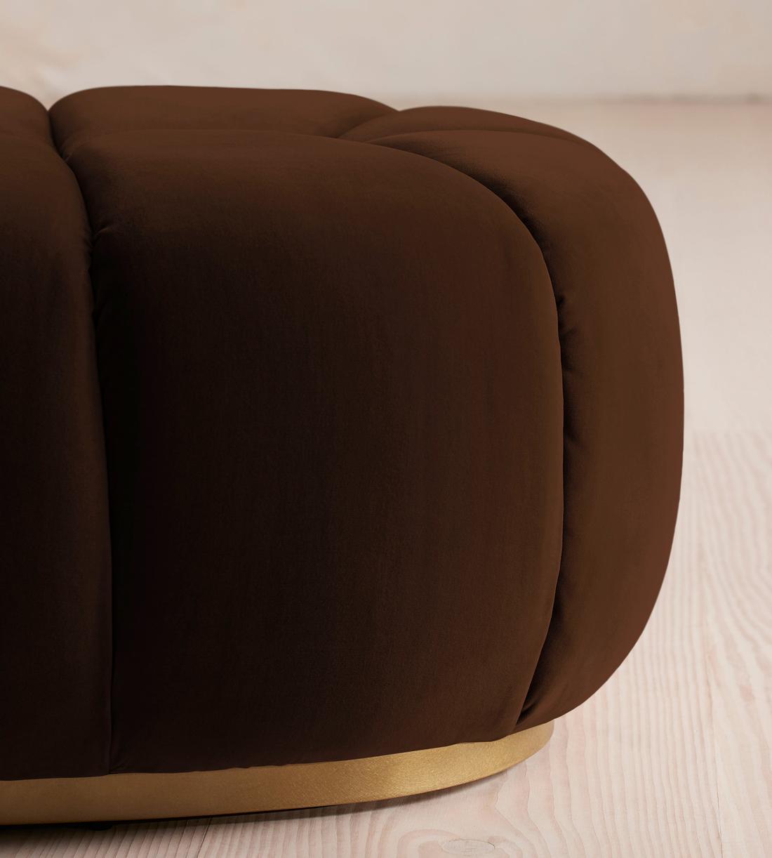 Garret Footstool - Velvet - Chocolate - Images - Image 4