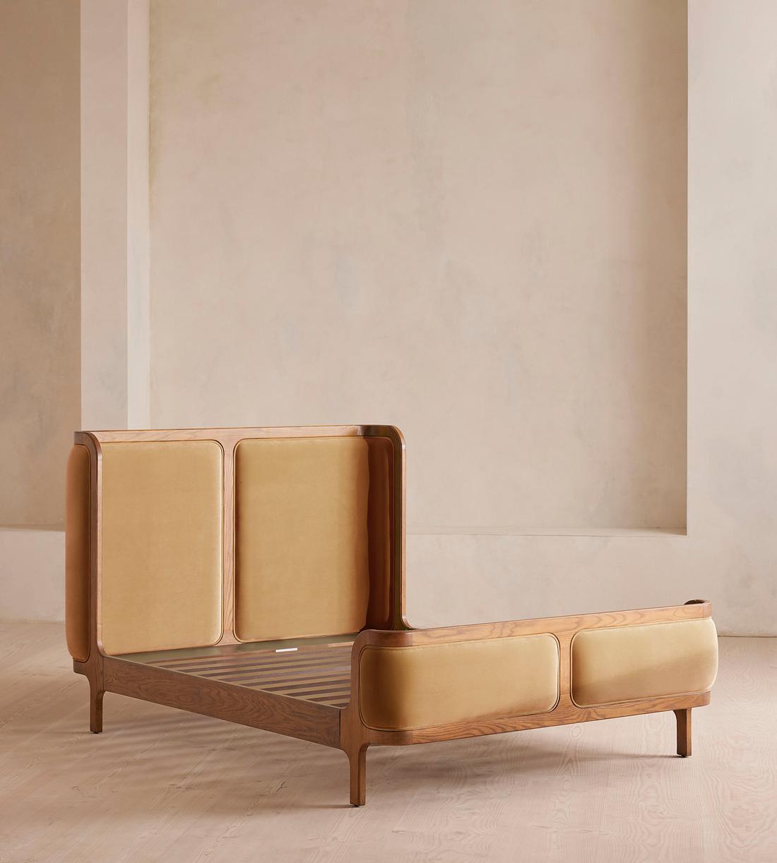 Belsa Bed - Light Oak - King - Velvet - Camel - US - Images - Image 3