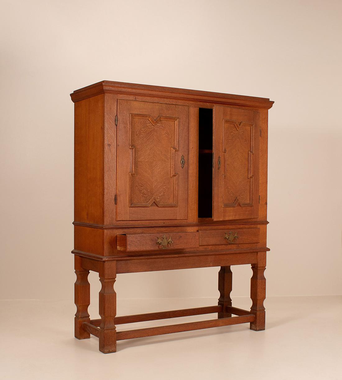 Vintage Mid Century Henning Kjærnulf Drinks Cabinet - Images - Image 3