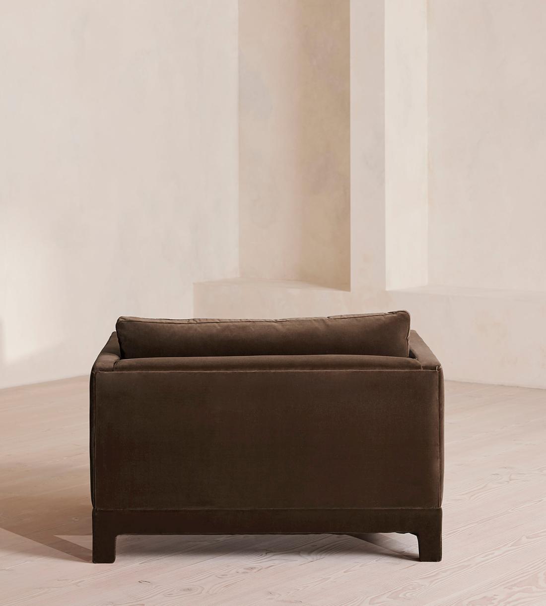 Ashford Loveseat Sofa - Velvet - Chocolate - Images - Image 4