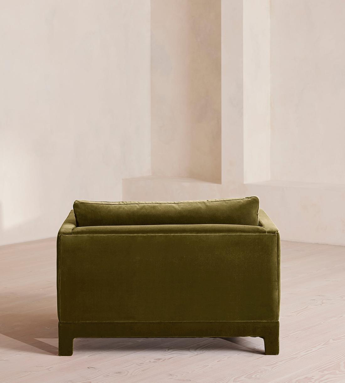 Ashford Loveseat - Velvet - Olive - Images - Image 4