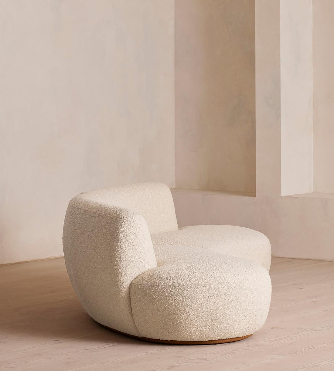 Aline Serpentine Sectional Sofa - Three Seater - Natural Boucle - US - Images - Image 3