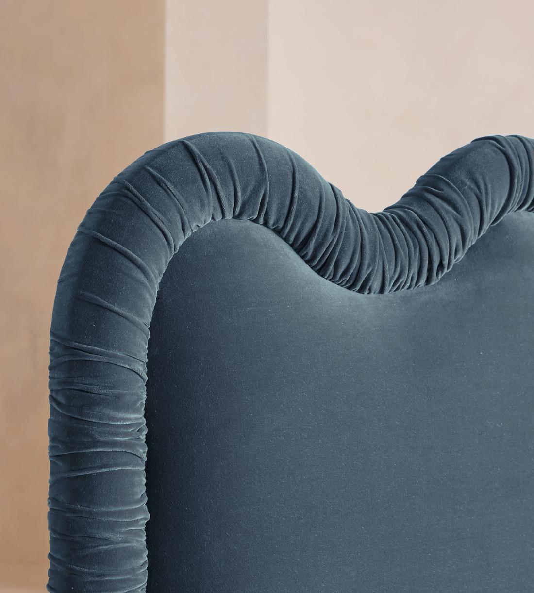 Tristan Bed - King - Velvet - Grey Blue - US - Images - Image 3