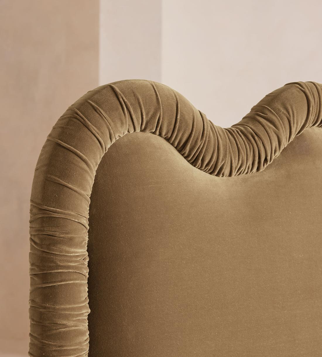 Tristan Bed - King - Velvet,Truffle - US - Images - Image 3
