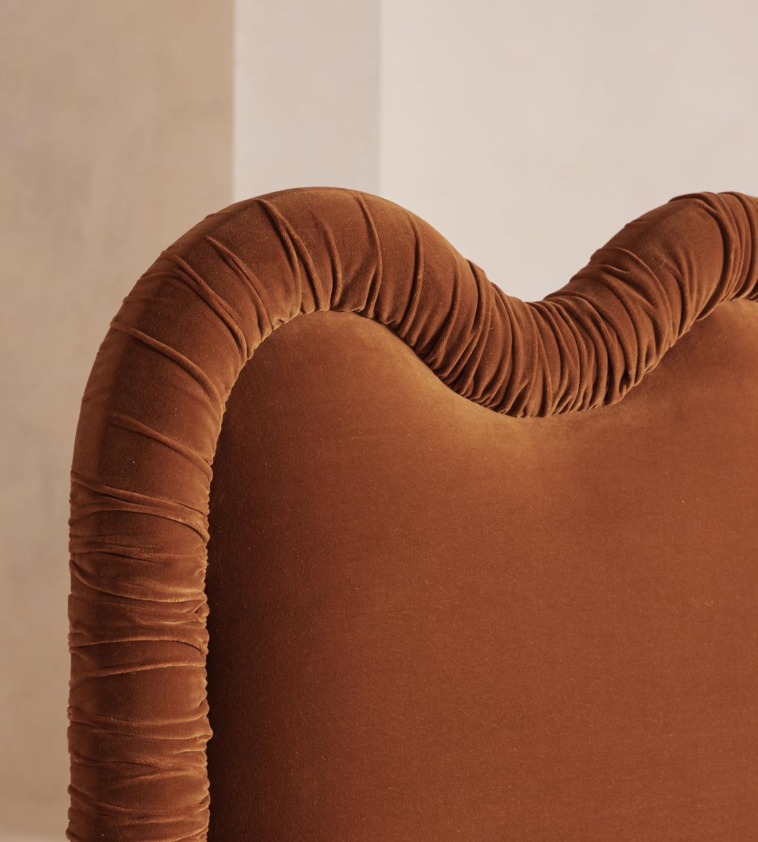 Tristan Bed - King - Velvet - Cinnamon - US - Images - Image 3