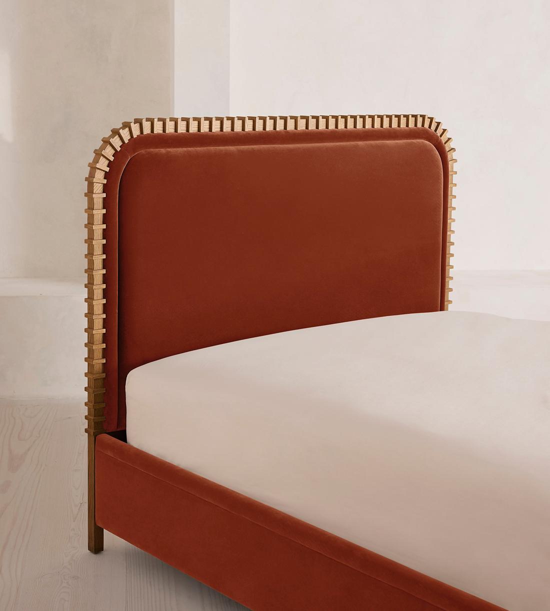 Angus Bed - King - Velvet - Rust - US - Images - Image 4