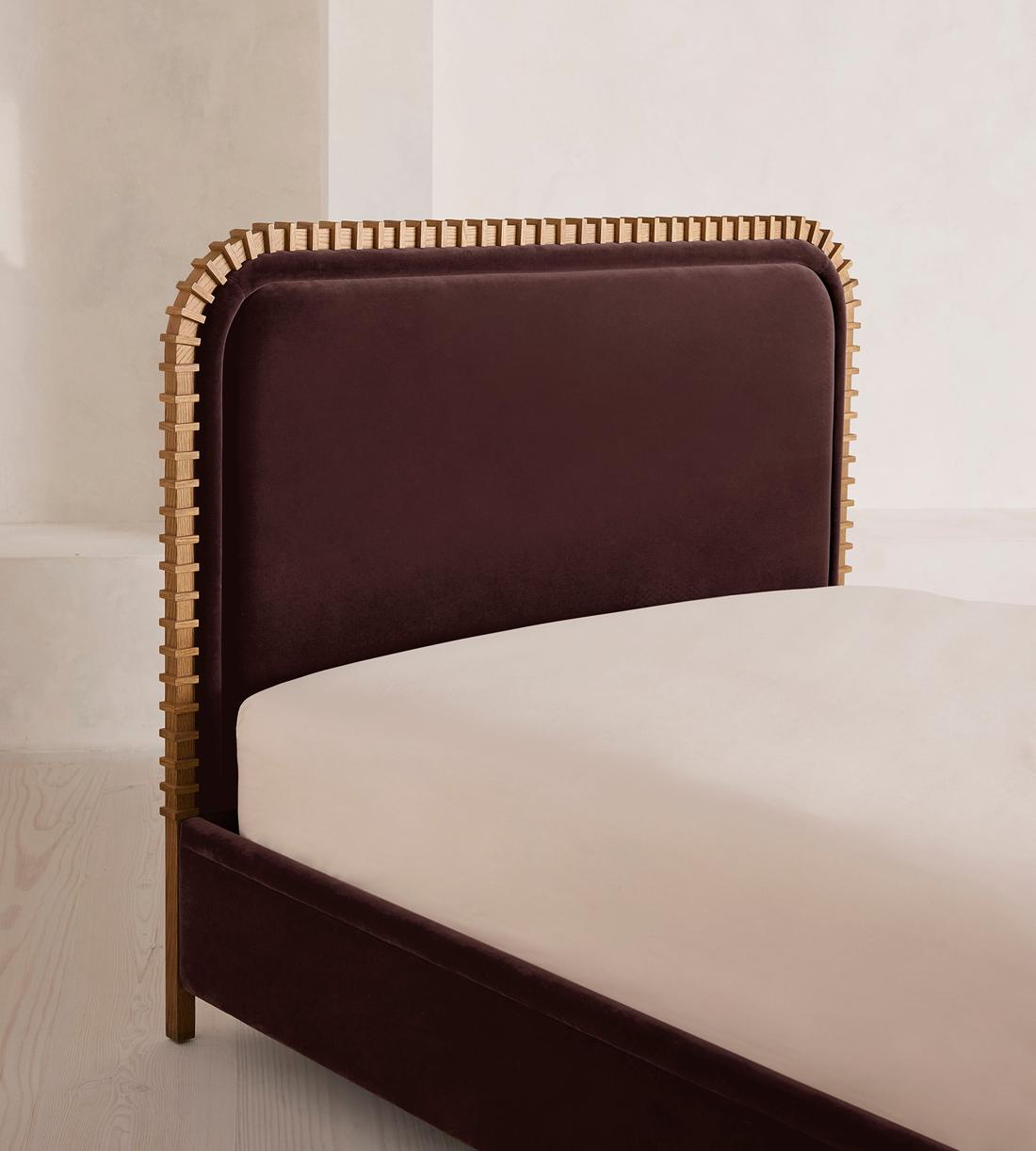 Angus Bed - King - Velvet - Aubergine - US - Images - Image 4