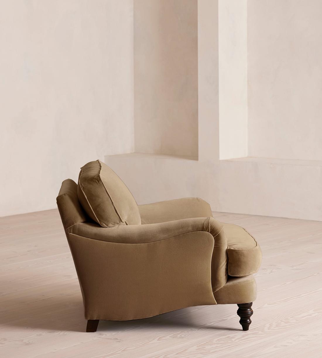Arundel Loveseat - Velvet - Truffle - Images - Image 3