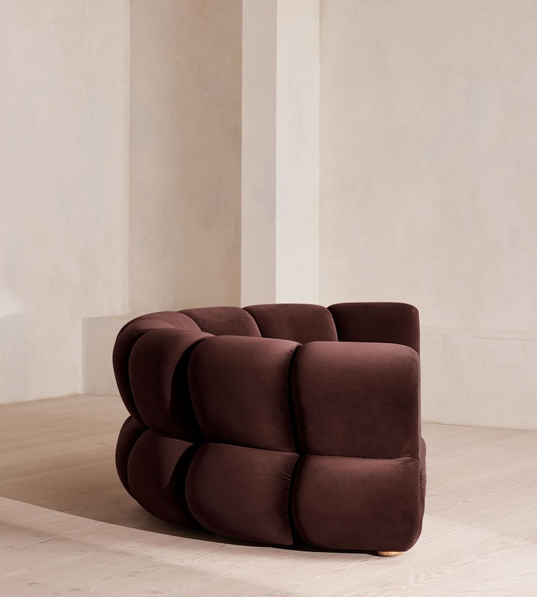 Noelle Sectional Curved Sofa - Four Seater - Velvet - Aubergine - US - Images - Image 5
