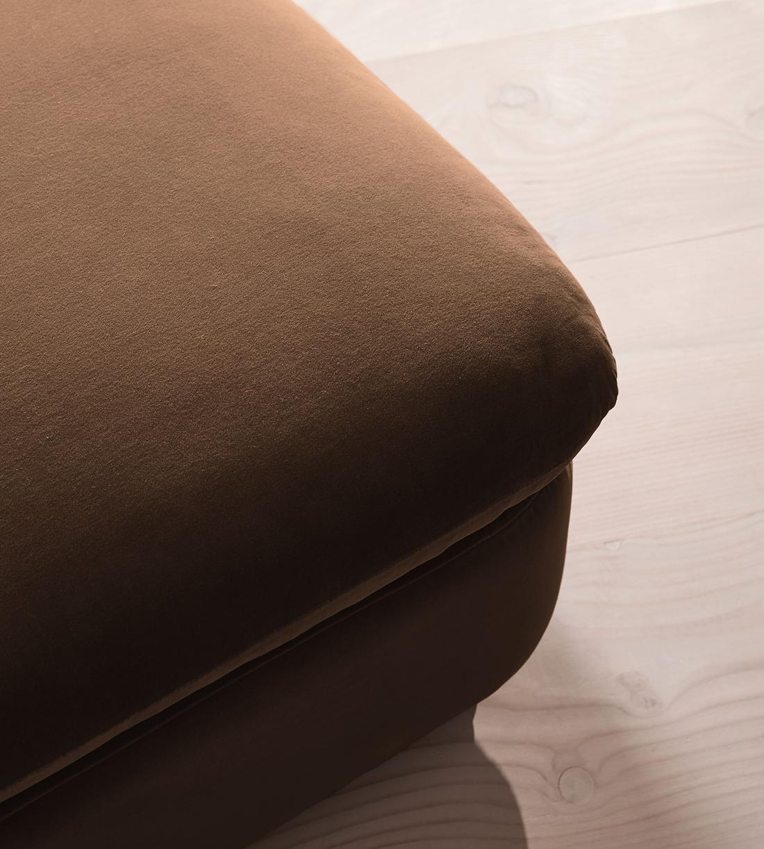 Rava Ottoman - Velvet - Chocolate - Images - Image 4