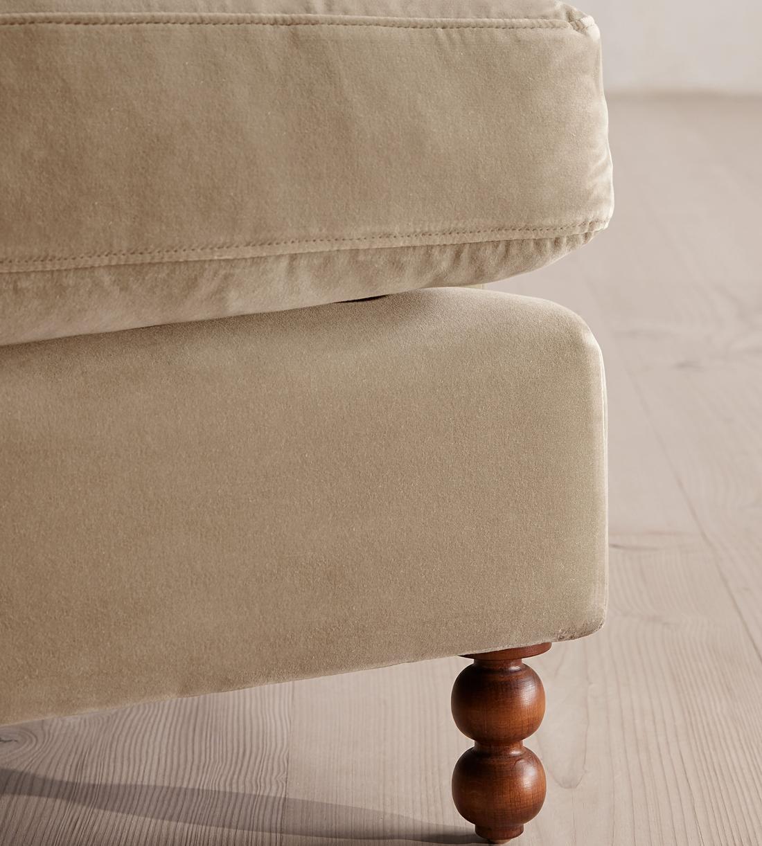 Audrey Loveseat - Velvet - Oyster - US - Images - Image 6