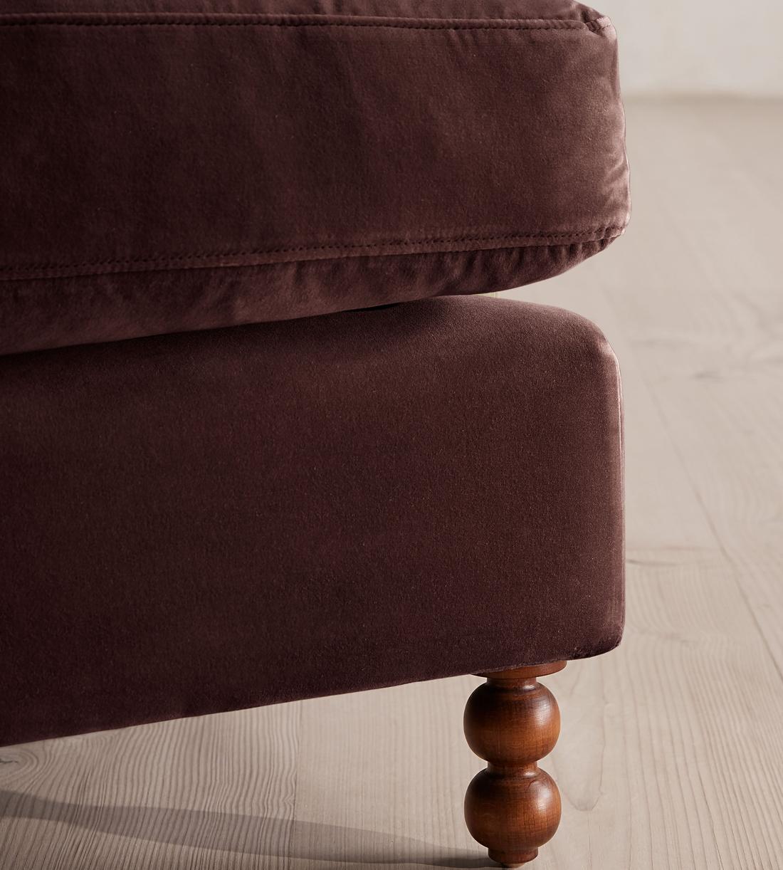 Audrey Loveseat - Velvet - Aubergine - US - Images - Image 6