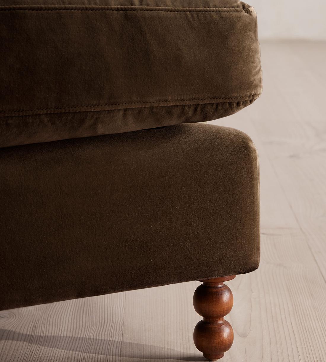 Audrey Loveseat - Sofa - Velvet - Chocolate - Images - Image 6